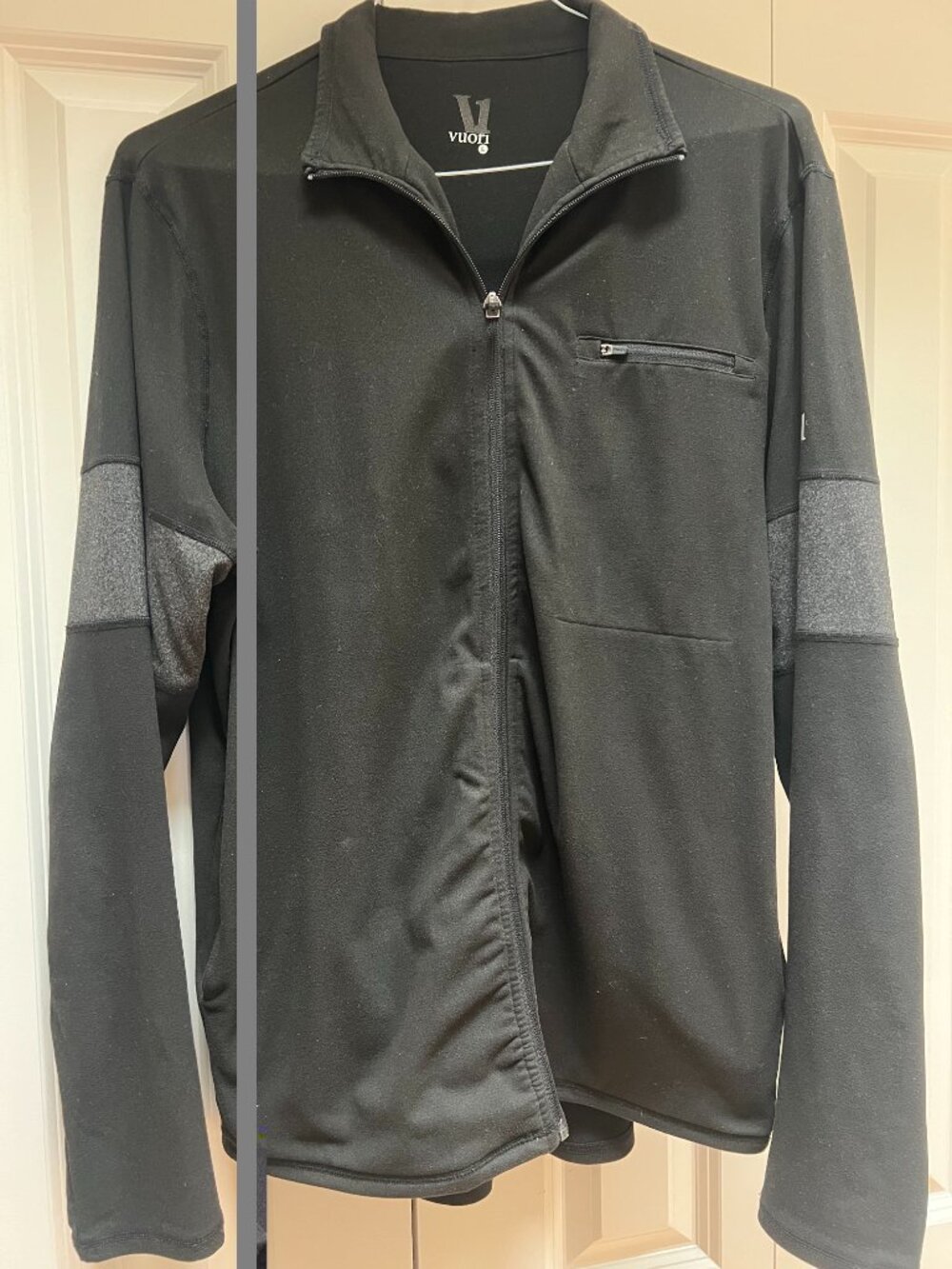 Vuori men's jacket size large